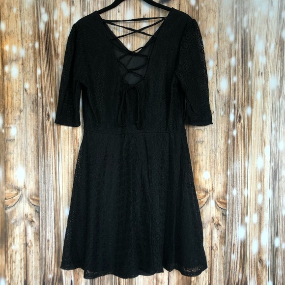 love, Fire Black Lace 3/4 Sleeve Skater Dress - Picture 11 of 11